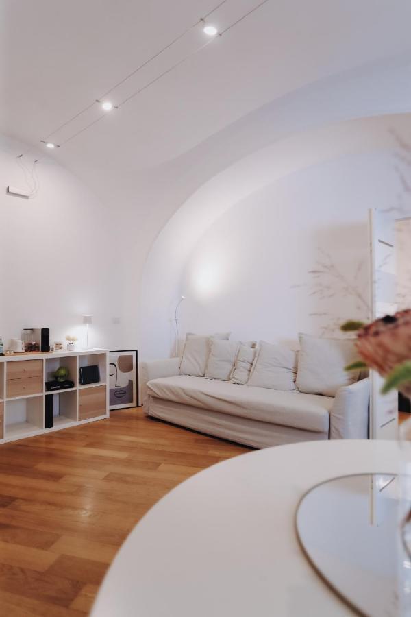 Insieme Suites Naples Luaran gambar