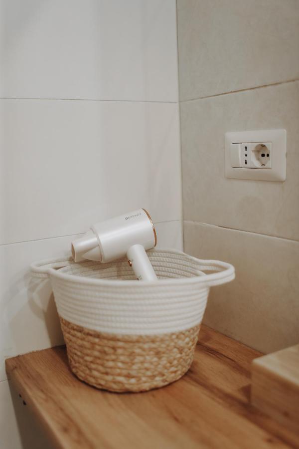 Insieme Suites Naples Luaran gambar