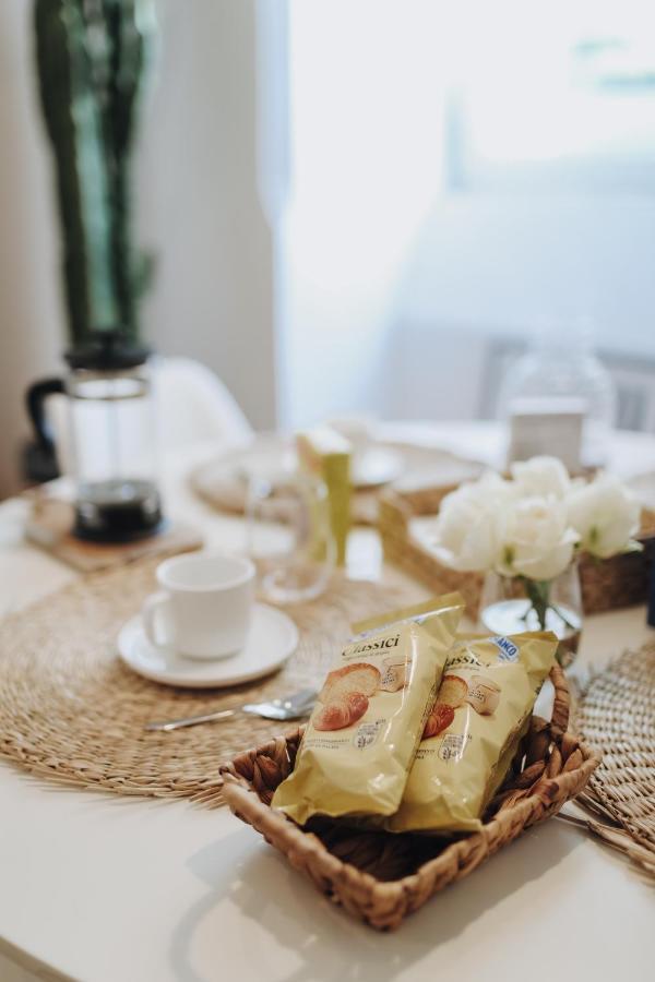 Insieme Suites Naples Luaran gambar