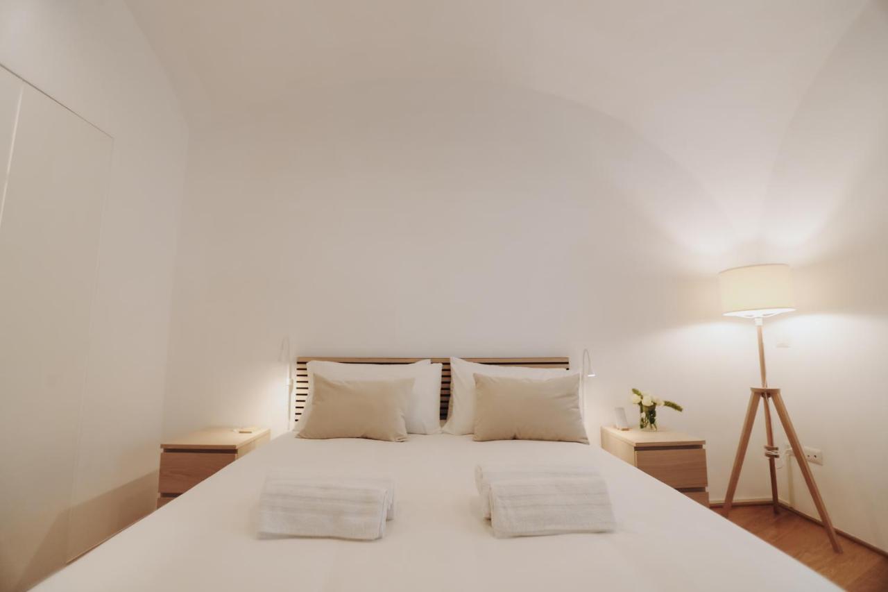 Insieme Suites Naples Luaran gambar