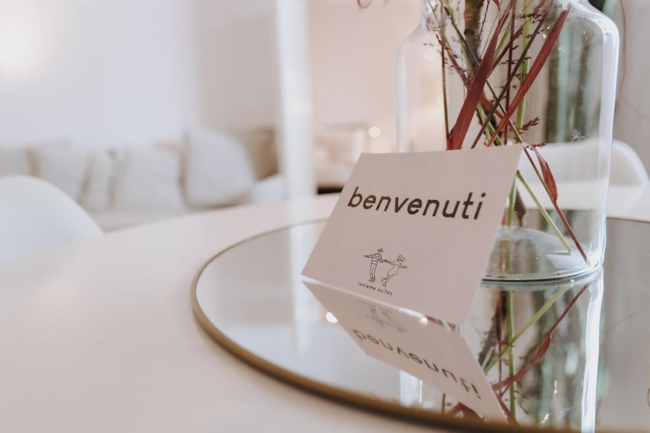 Insieme Suites Naples Luaran gambar